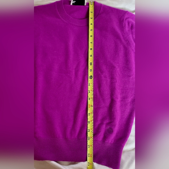 Tory Burch Cashmere Crewneck Sweater Bright Magenta size medium - Picture 5 of 10